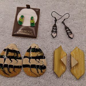 4 pair of pierced earrings, Iem # 's  A223 ,A-224, A-225,A-226